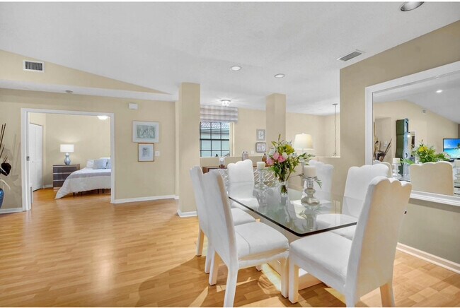 Building Photo - 22759 Mandeville Pl