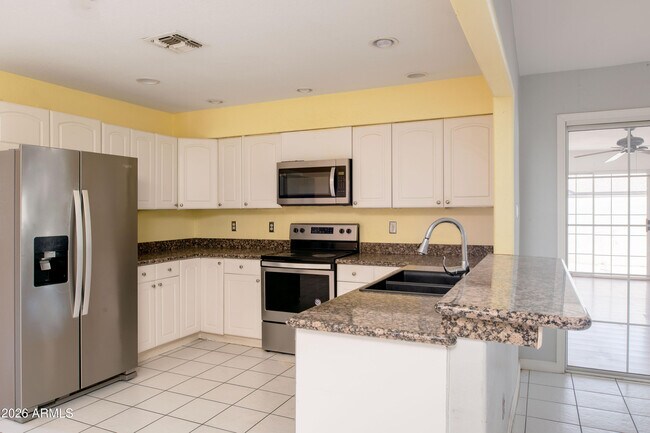 Foto del edificio - 15861 N 20th St