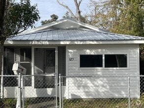 Building Photo - 625 E 8th Ct