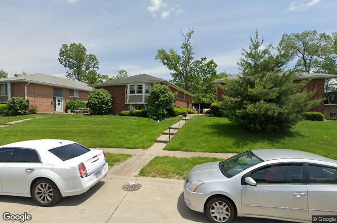 Primary Photo - 6122 Ridgeacres Dr