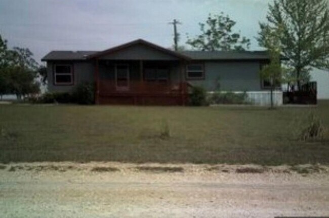 Foto del edificio - 122 Roots Rd