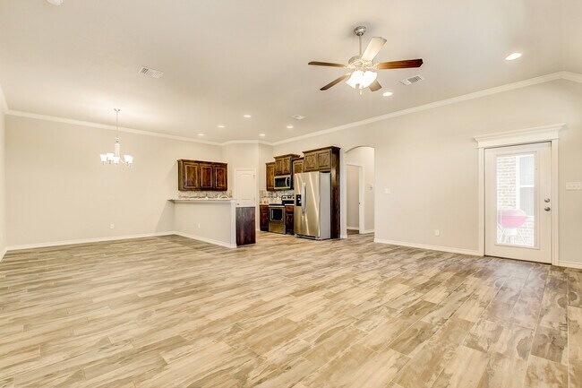 Living/dining - 4916 Opal Ct