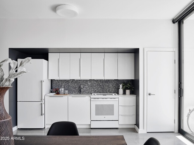 Foto del edificio - 6115 E Hollyhock St