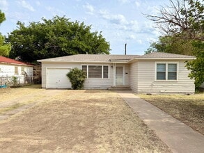 Building Photo - 4208 42nd St