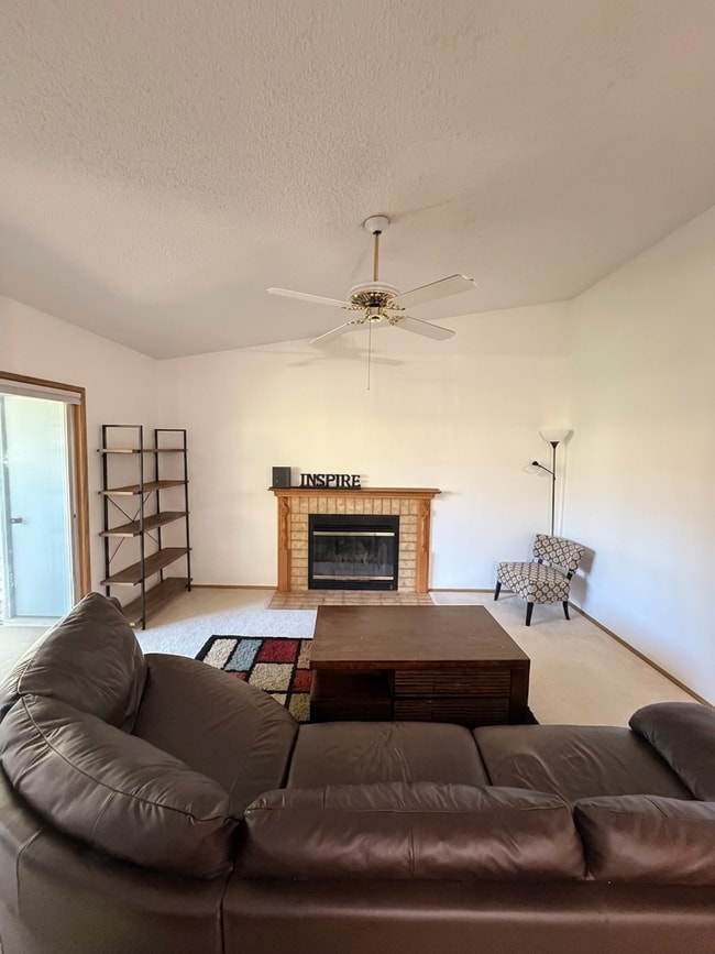Photo - 10837 SE 172nd St (Renton, WA) Apartment