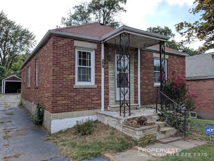 17 Jendale Ct, Jennings, MO 63136