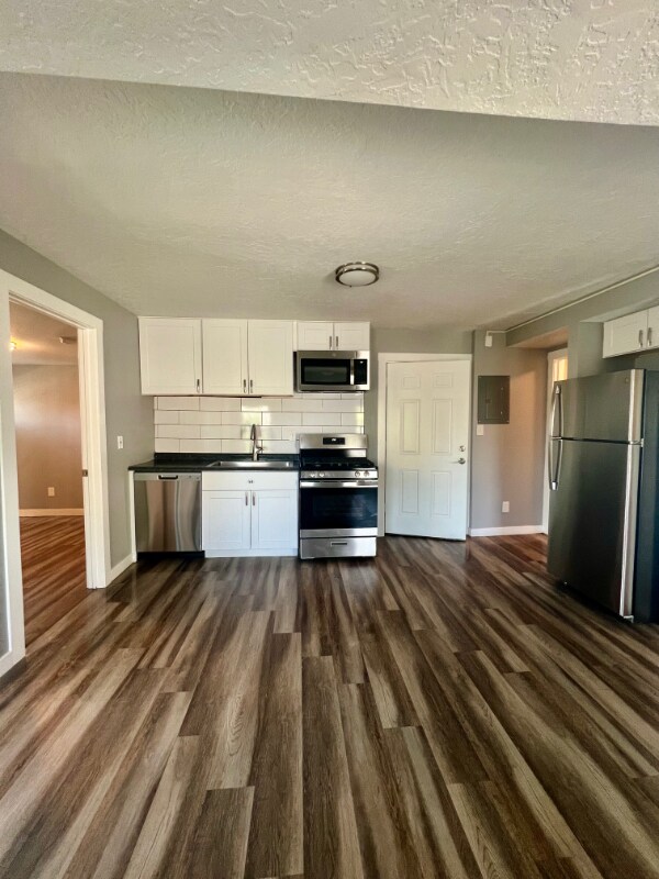 Foto principal - 1213-1219 12th St