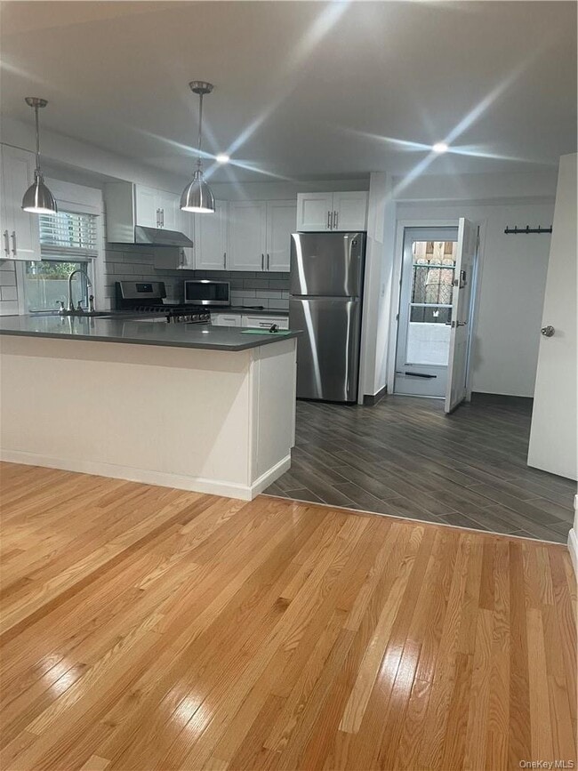 Building Photo - 175 Forest Ave