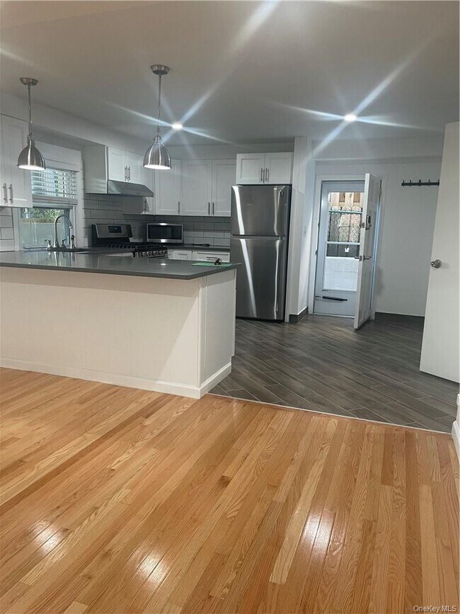 Foto del edificio - 175 Forest Ave