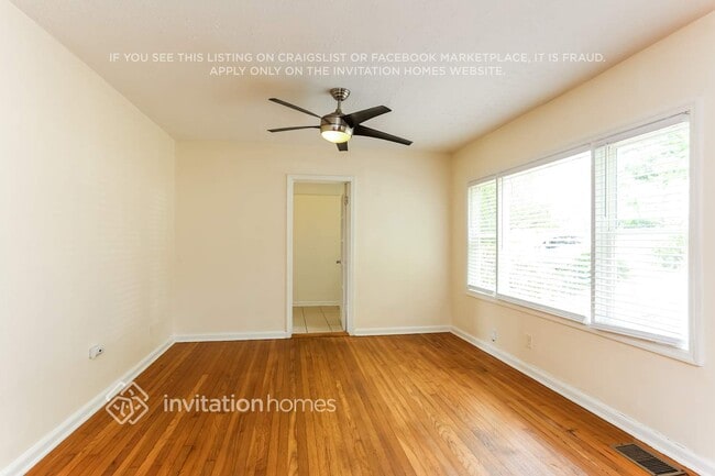 Foto del edificio - 2771 Joyce Ave