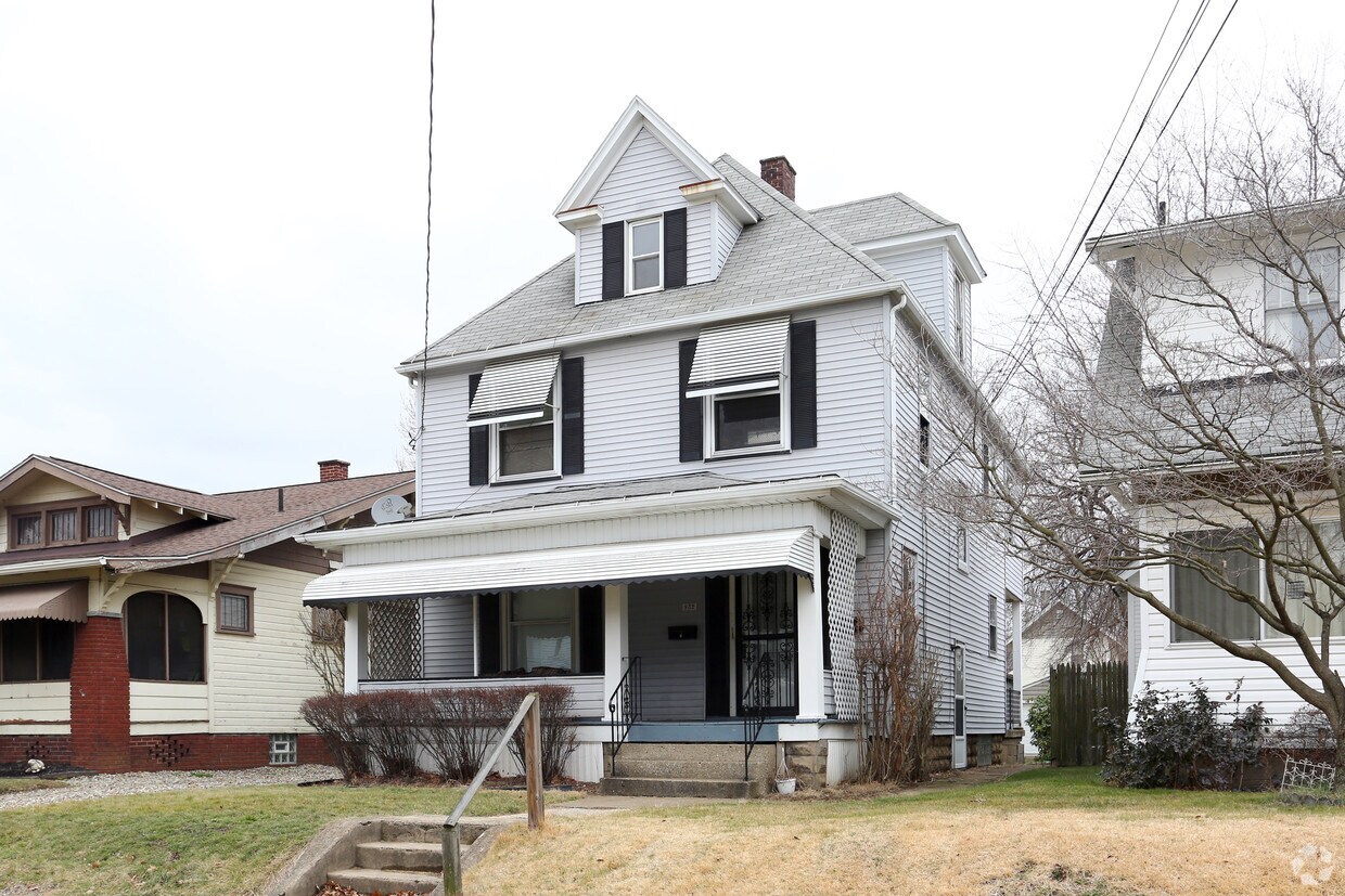 Foto del edificio - 932 SW Roslyn Ave