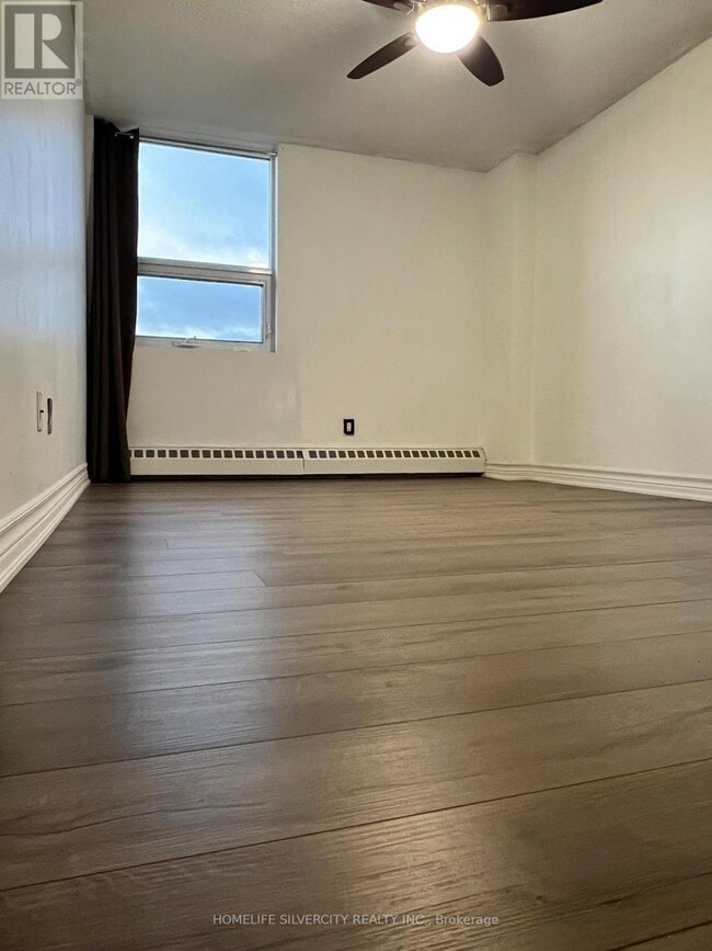 Building Photo - 2929 Aquitaine Ave