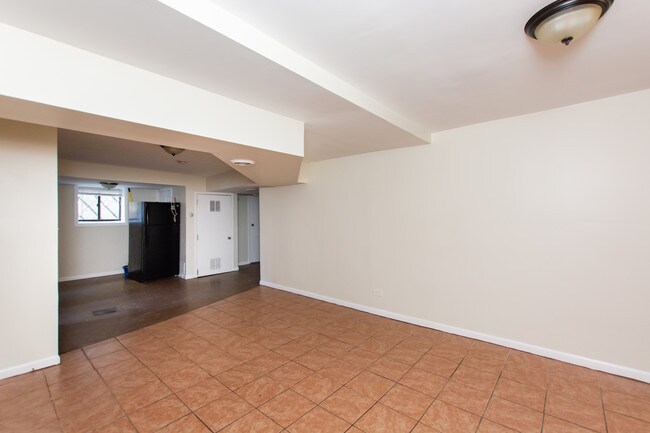 Building Photo - 4212 N Pulaski Rd