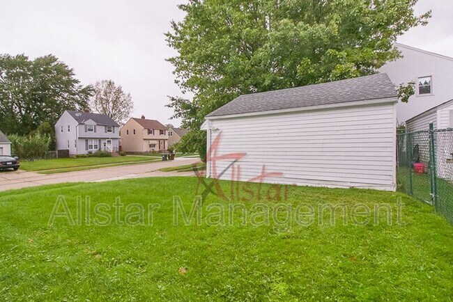 Building Photo - 6471 Westminster Dr