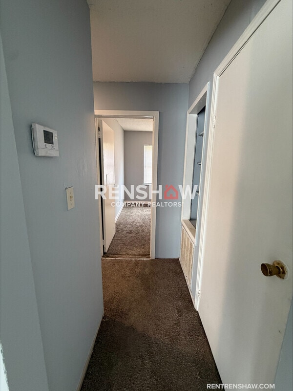 Building Photo - 4072 Dale Dr