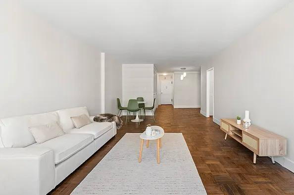 Building Photo - Welcome to your cozy retreat in the heart ...