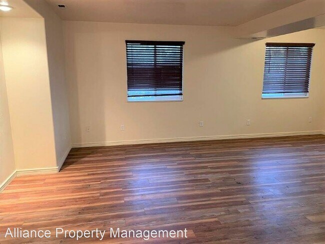 Building Photo - 3 br, 1.5 bath House - 218 13th Street