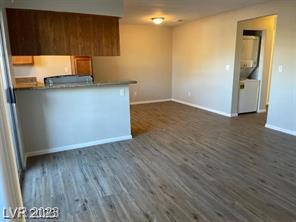 Foto del edificio - 7300 W Pirates Cove Rd