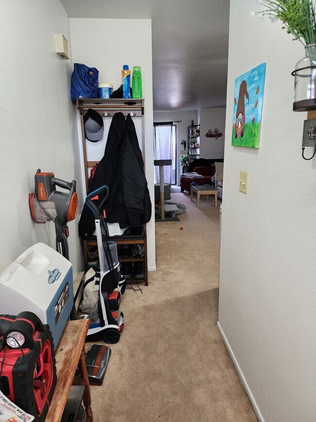 Foto del edificio - Cottonwood Apartments