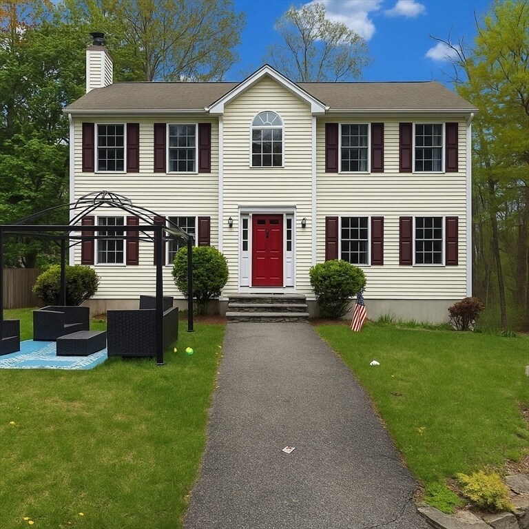 Primary Photo - 7 Van Norden Rd