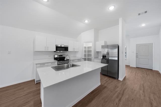Foto del edificio - 221 Fairmeade Dr