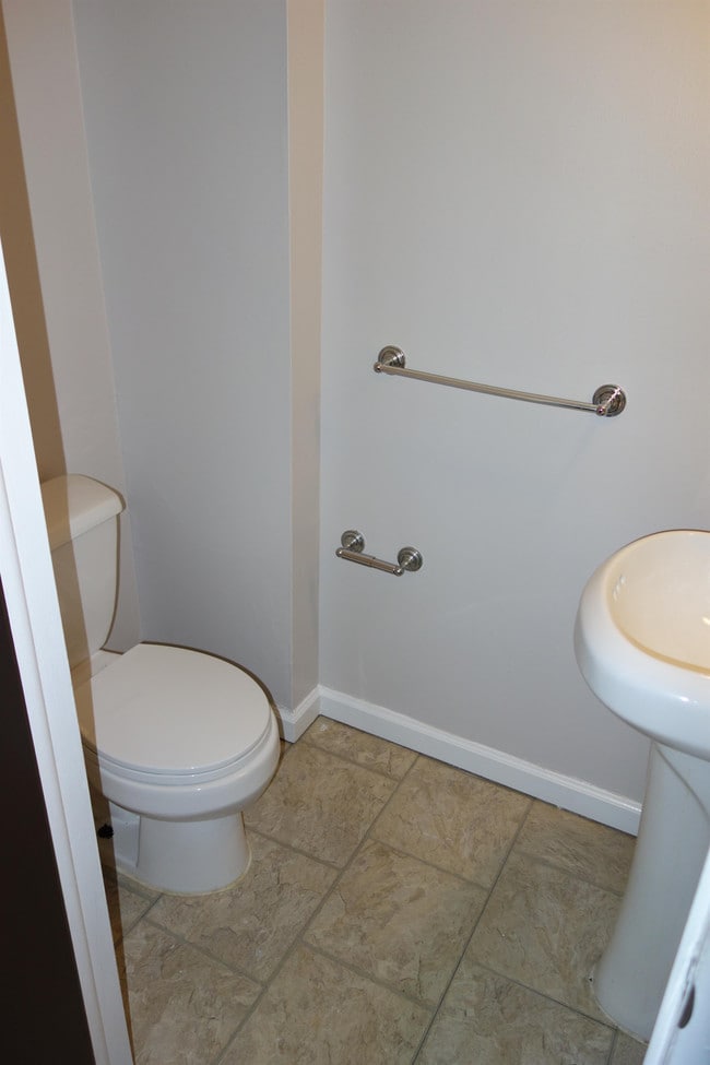 Building Photo - 20408 15 Mile Rd