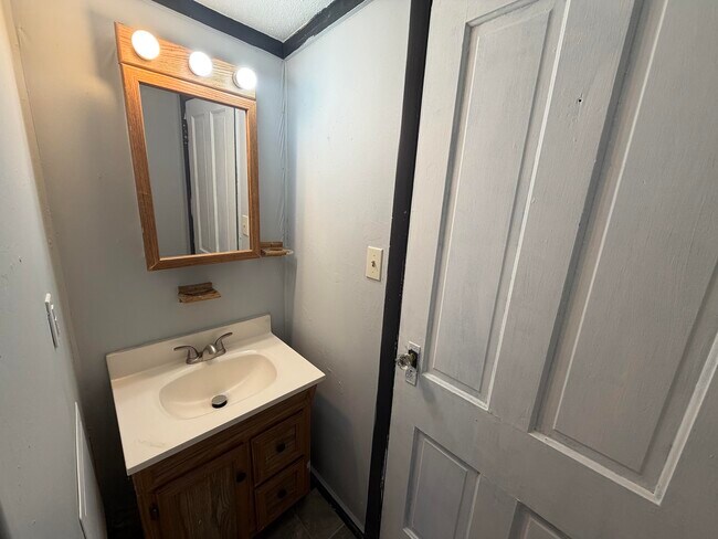 Building Photo - 35 Pennsylvania-