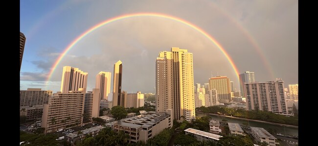 Foto del edificio - 411 Hobron Ln