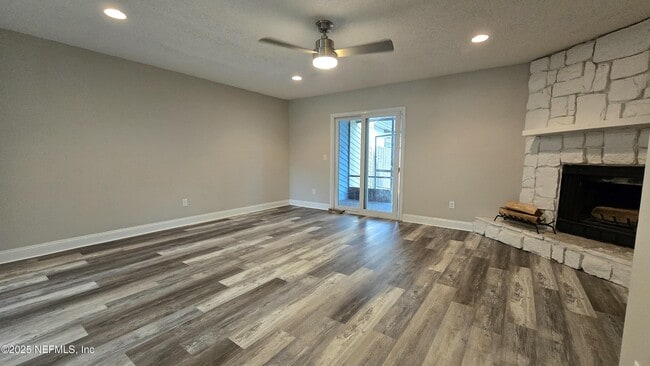 Building Photo - 11613 McCormick Rd