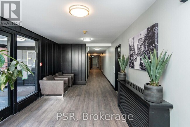 Building Photo - 600 Eglinton Ave W