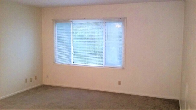 Foto del edificio - 2006 NW Hickory Ln