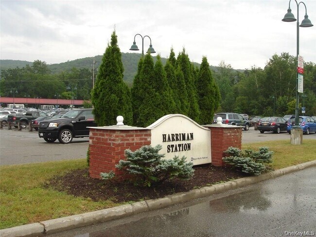 Foto del edificio - 13 Lake St