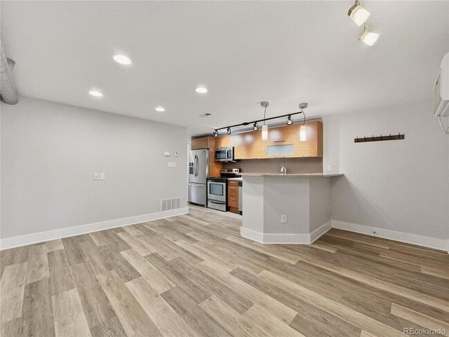 Photo - 195 S Pennsylvania Street Unit 204 Apartment
