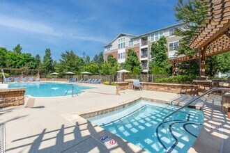 Building Photo - The Enclave at Potomac Club