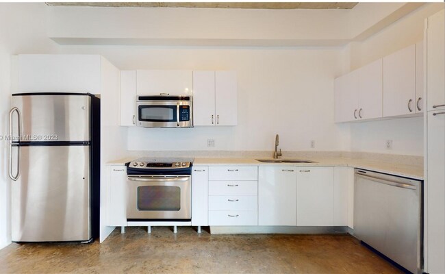 Foto del edificio - 133 NE 2nd Ave