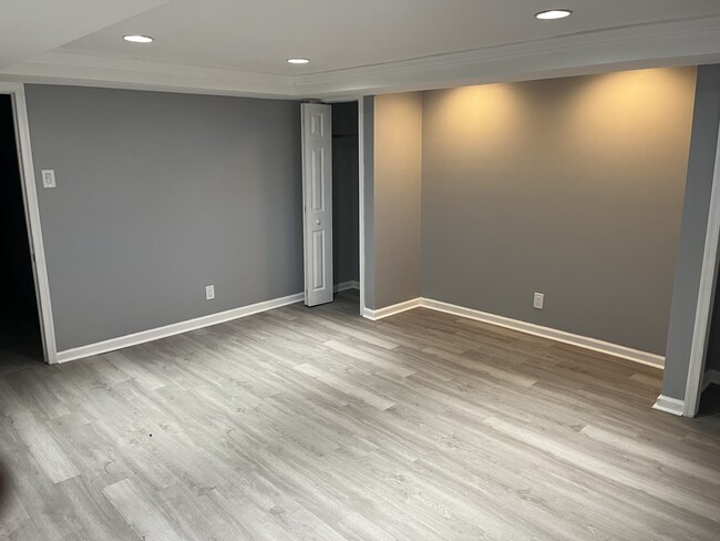 Building Photo - 1442 Elbridge St