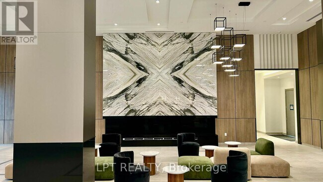 Photo du bâtiment - 9763 Markham Rd