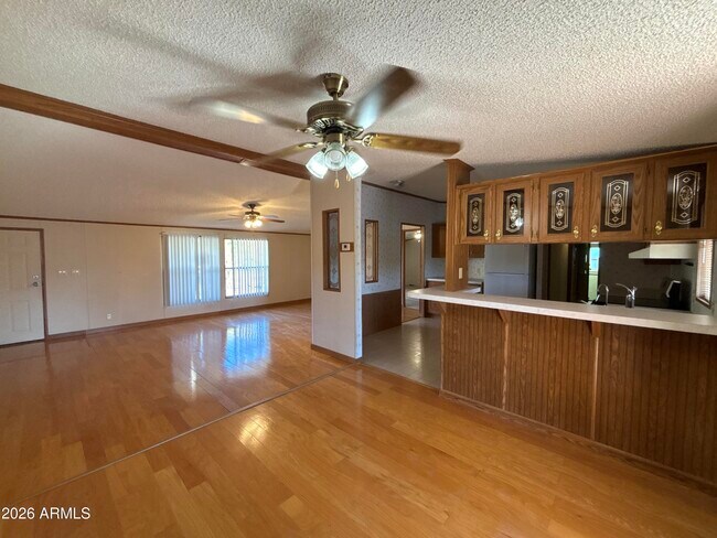 Foto del edificio - 44410 N 14th St