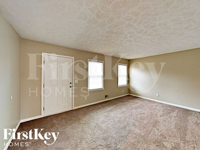 Building Photo - 390 Breezy Drive Southwest