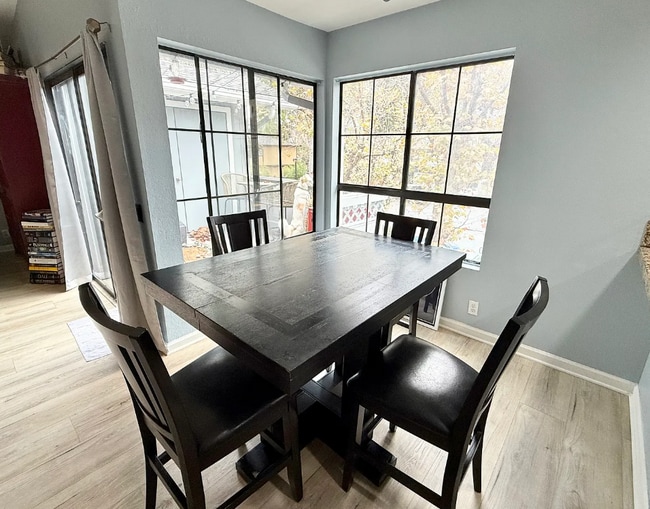 Foto del edificio - 32221 Alipaz St