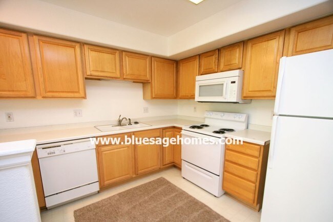 Foto del edificio - 11035 Huron St