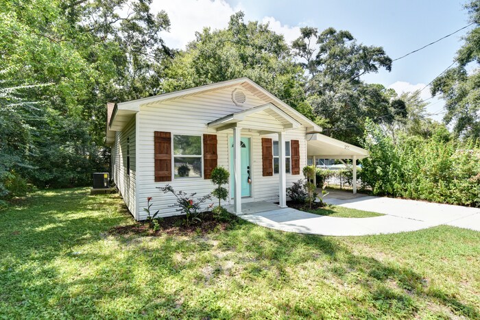 Foto del edificio - 255 Iroquois Street