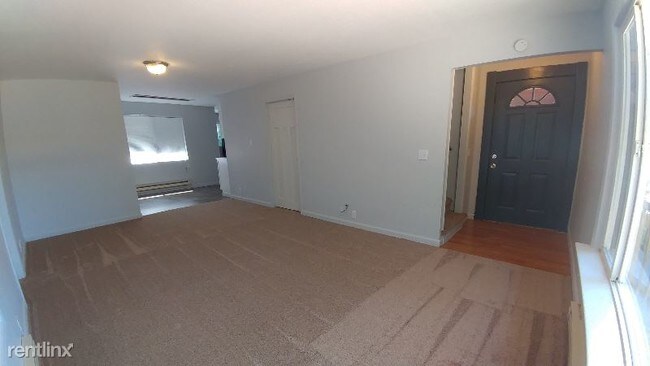 Building Photo - 2217 SE Walker Park Rd