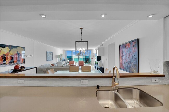 Foto del edificio - 3140 S Ocean Dr