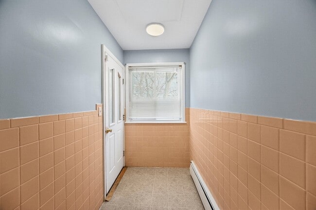 Building Photo - 79 Alvarado Ave