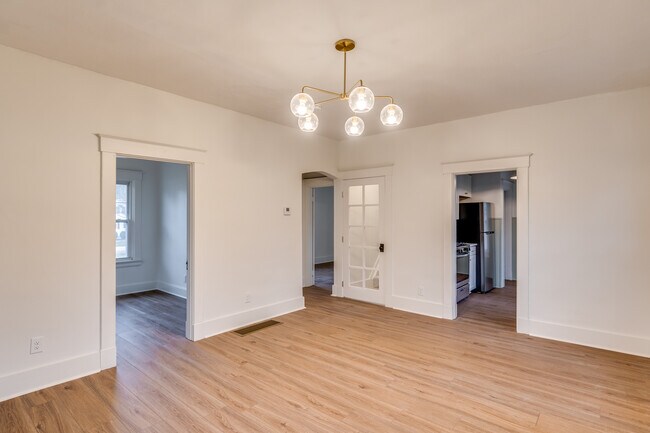 Building Photo - 4053 Grove Ave