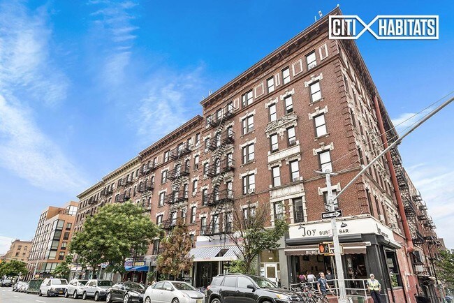 Foto del edificio - 1567 Lexington Ave