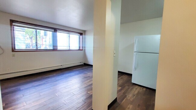 Foto del edificio - 1108 8th St SE