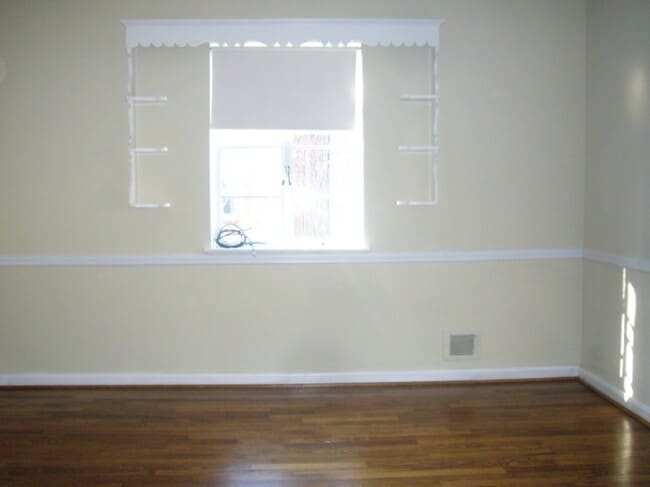 Building Photo - 204 N Emerson St