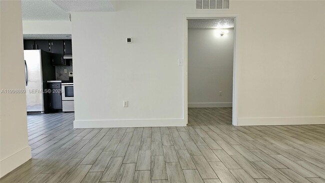 Building Photo - 8075 SW 107th Ave